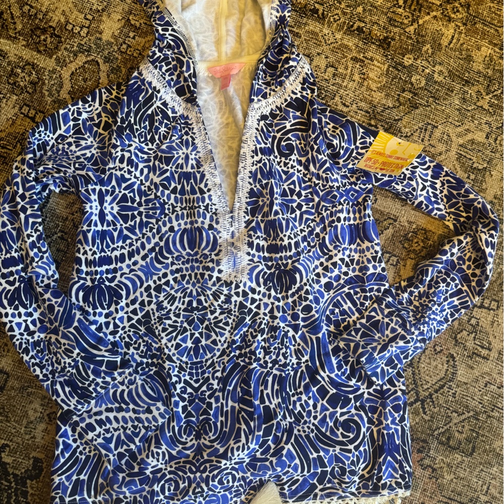 NWT Lily Pulitzer Pullover UPF XXS